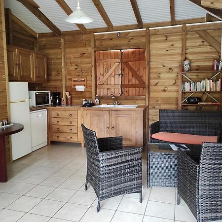 Le Tri Haut De Bellevue - Bungalow Colibri Pointe-Noire Ngoại thất bức ảnh