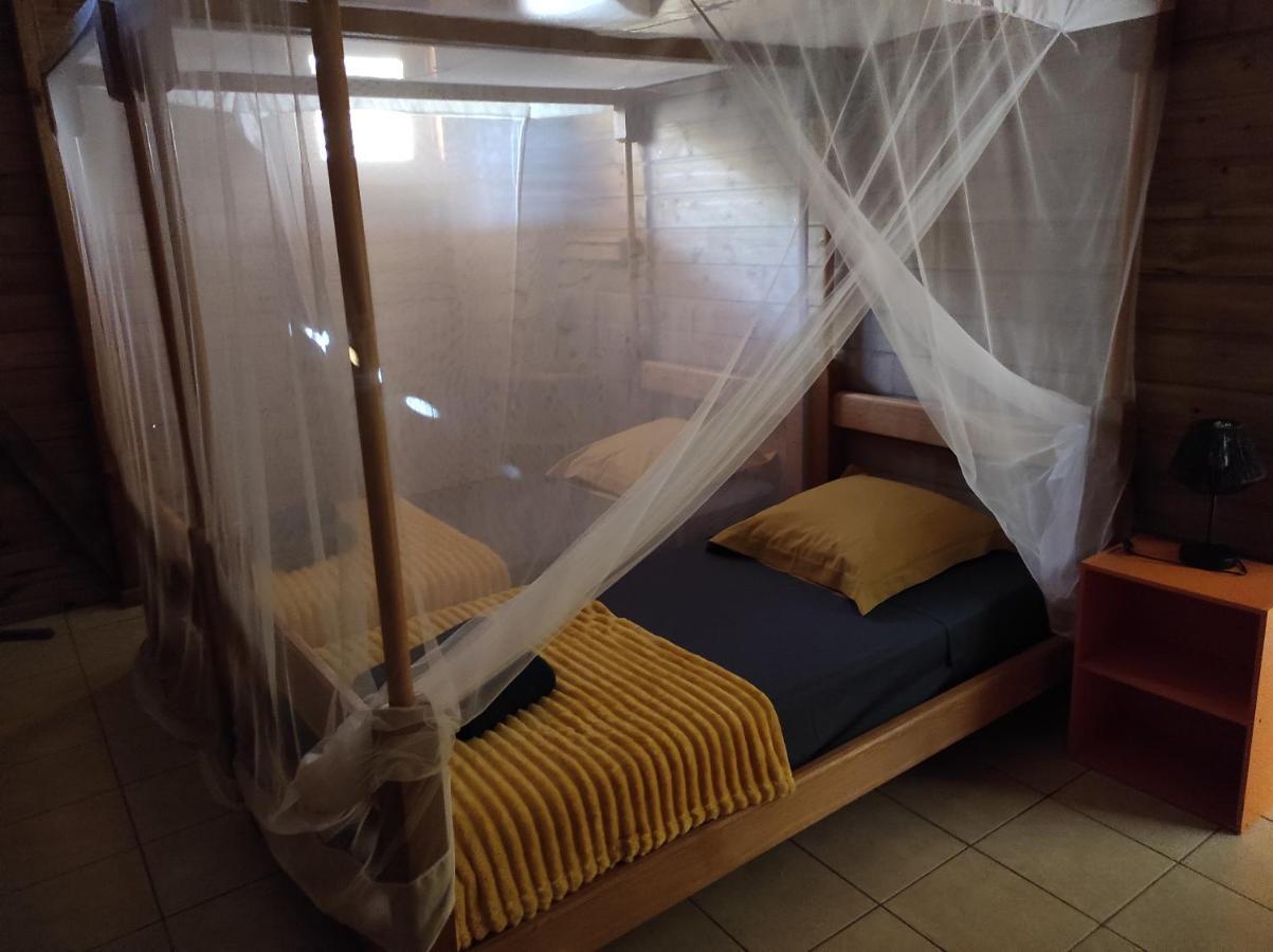 Le Tri Haut De Bellevue - Bungalow Colibri Pointe-Noire Ngoại thất bức ảnh