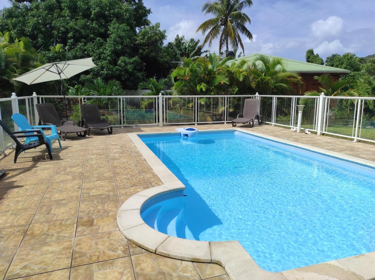 Le Tri Haut De Bellevue - Bungalow Colibri Pointe-Noire Ngoại thất bức ảnh